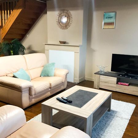 Grand Appartement Idealement Situe 7 Places Desvres Bagian luar foto